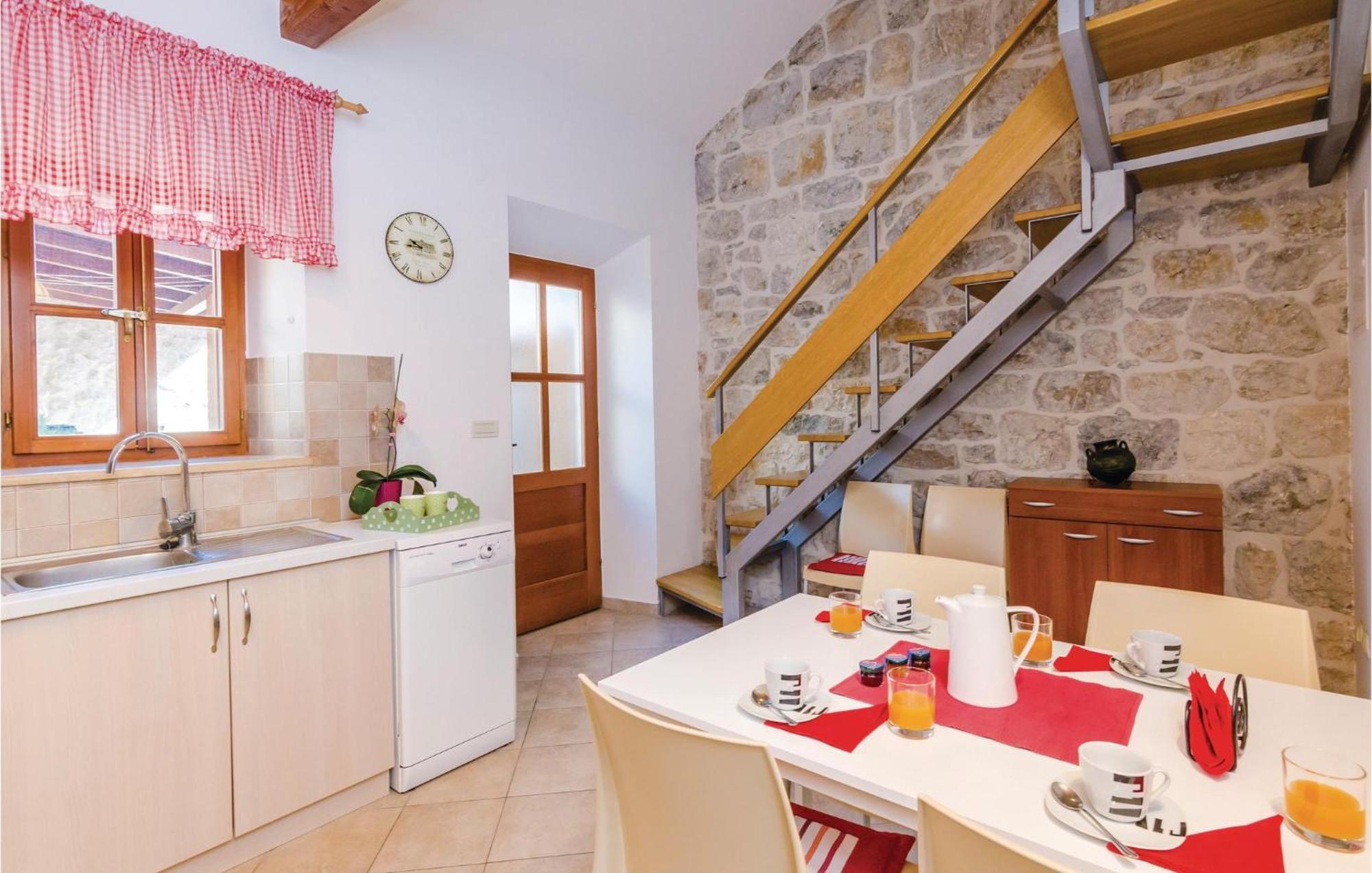 Cozy Home In Slano With Wifi Екстериор снимка
